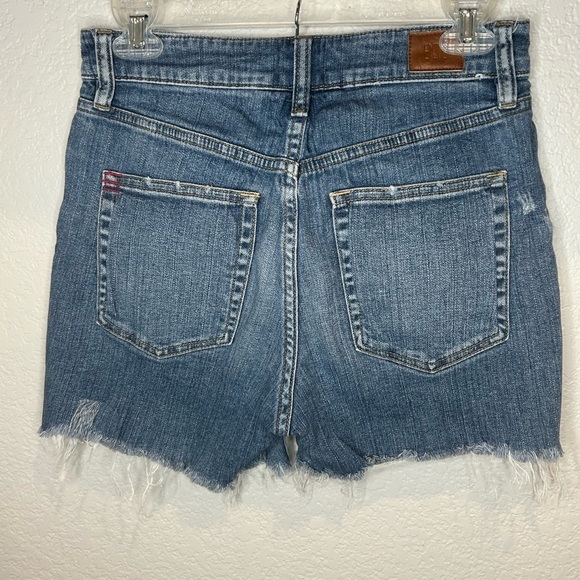 B5.8 BDG Urban Outfitters High Rise Cut Off Shorts Size 27 - Picture 2 of 4